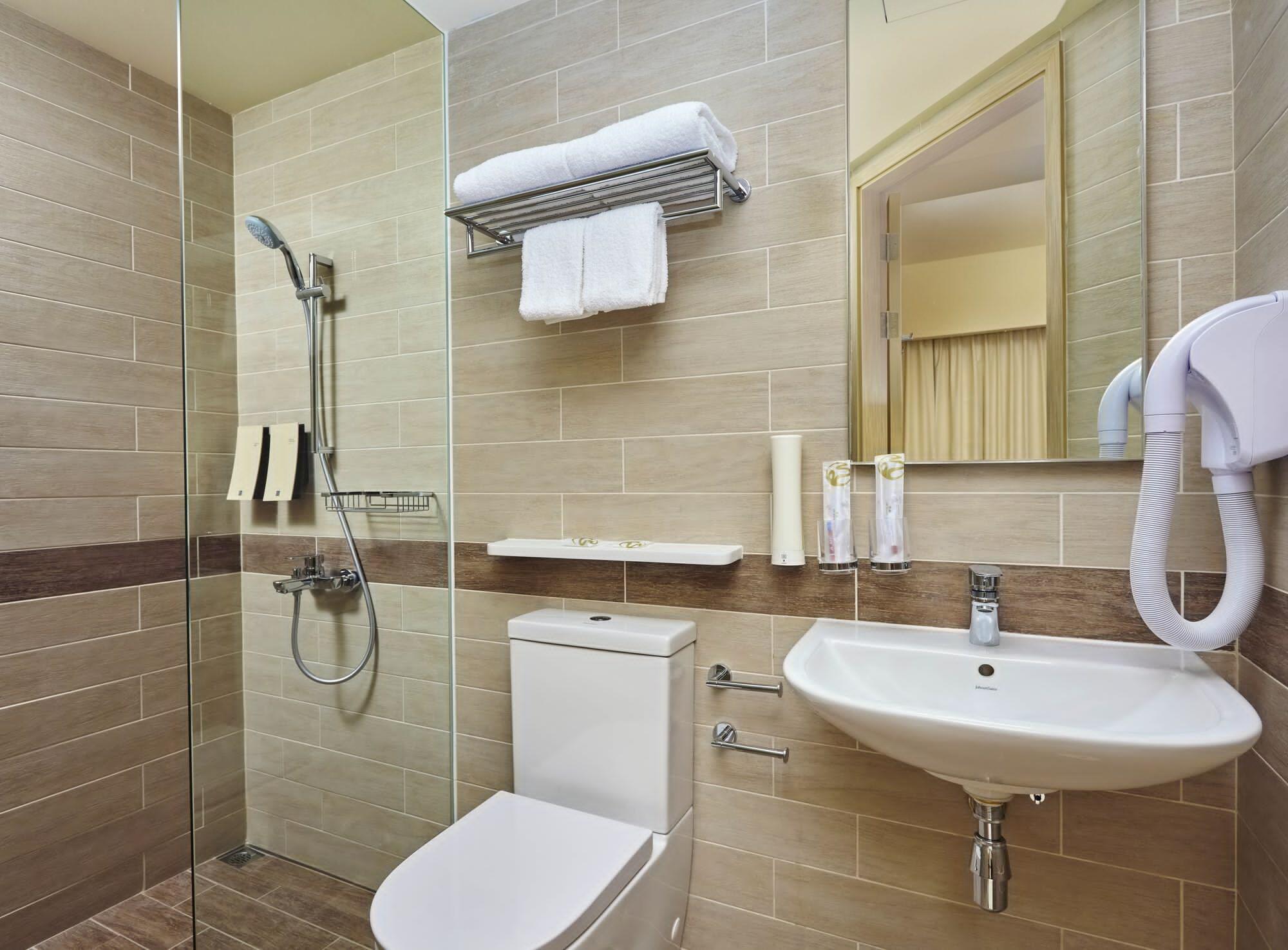 Genting Hotel Jurong Сингапур Экстерьер фото